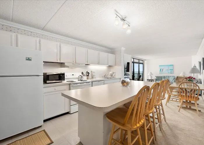 Beautiful Ocean Views From 2 Bedroom Sea Terrace With Outdoor Pool!