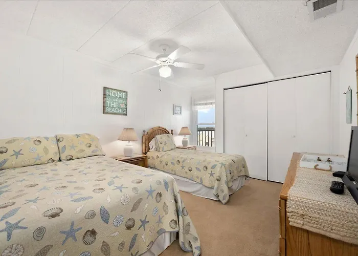 Beautiful Ocean Views From 2 Bedroom Sea Terrace With Outdoor Pool!