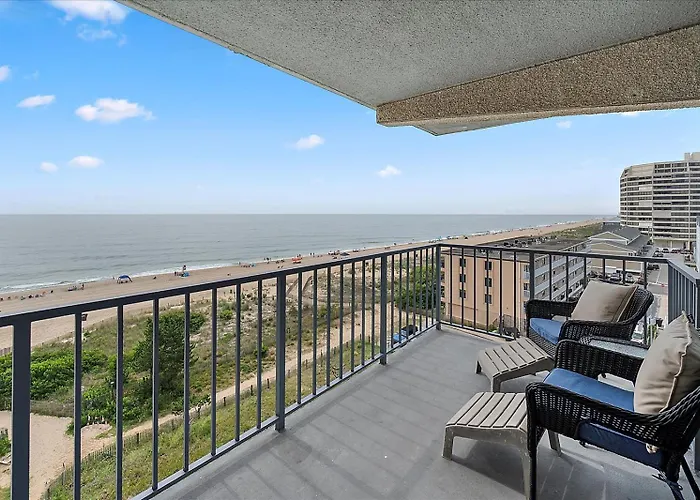 Beautiful Ocean Views From 2 Bedroom Sea Terrace With Outdoor Pool! Holiday home Ocean City