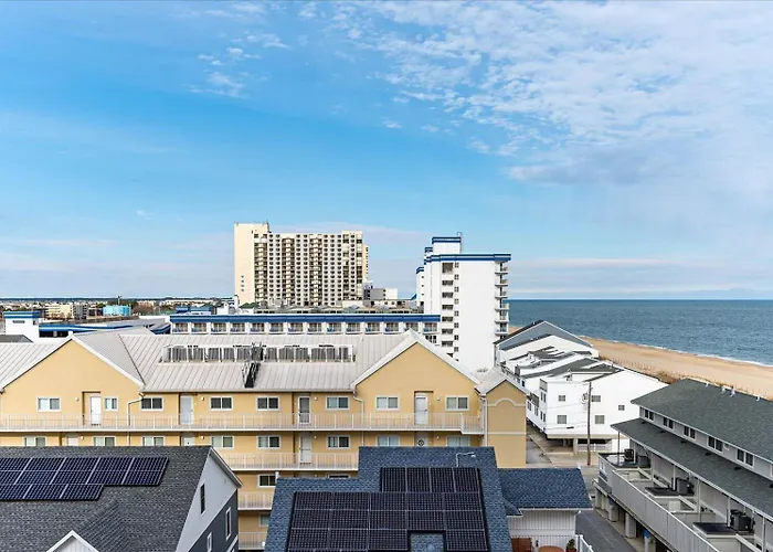 Holiday home Beautiful Ocean Views From 2 Bedroom Sea Terrace With Outdoor Pool!